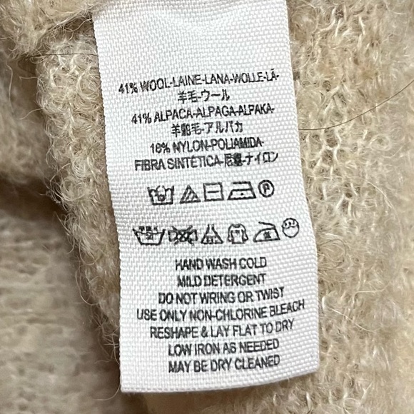 Free People Stand And Deliver Wool Alpaca
Blend Cape Sweater Vest Size Medium - Picture 10 of 12